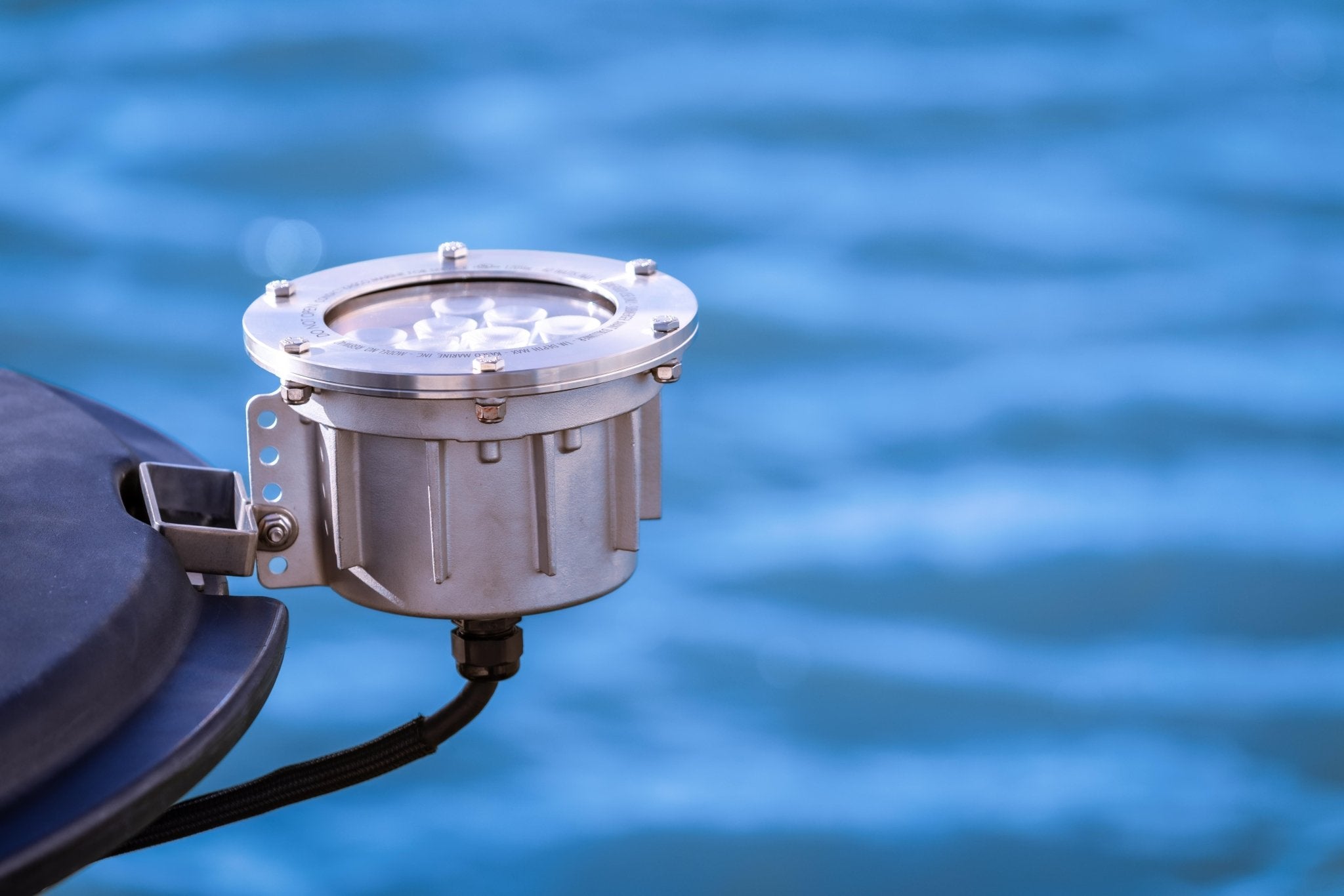 Kasco RGBW Waterglow Lighting Kit 4X40 Watt Fixtures Push Button Control - Smith Creek Fish Farm