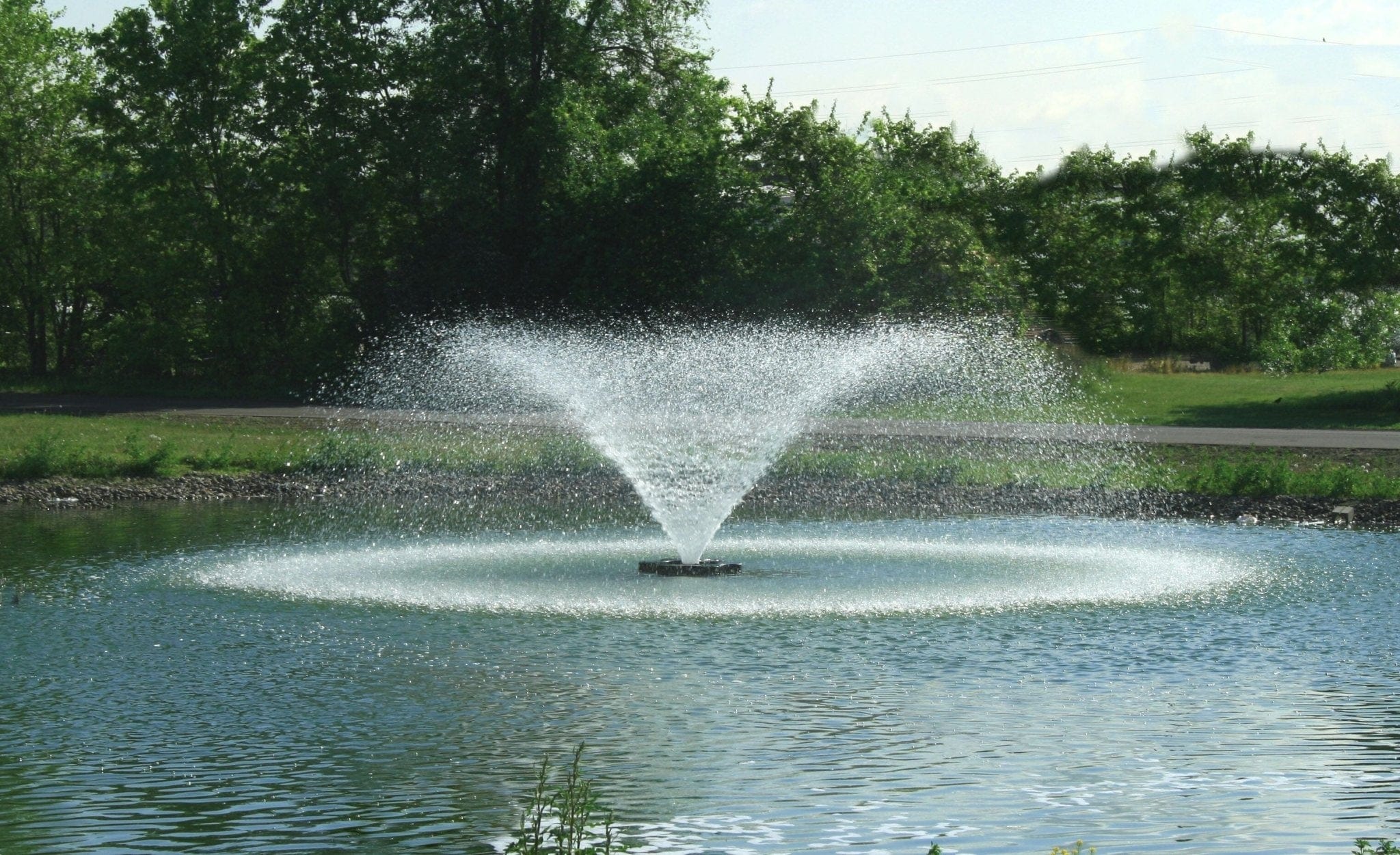 Kasco VFX Aerating Fountain 2HP 240v Three Phase - Smith Creek Fish Farm