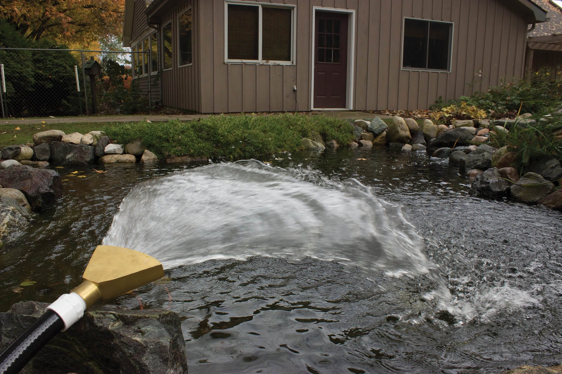 Flat Jet Nozzle | Bronze Fan Fountain Nozzle | Smith Creek Fish Farm