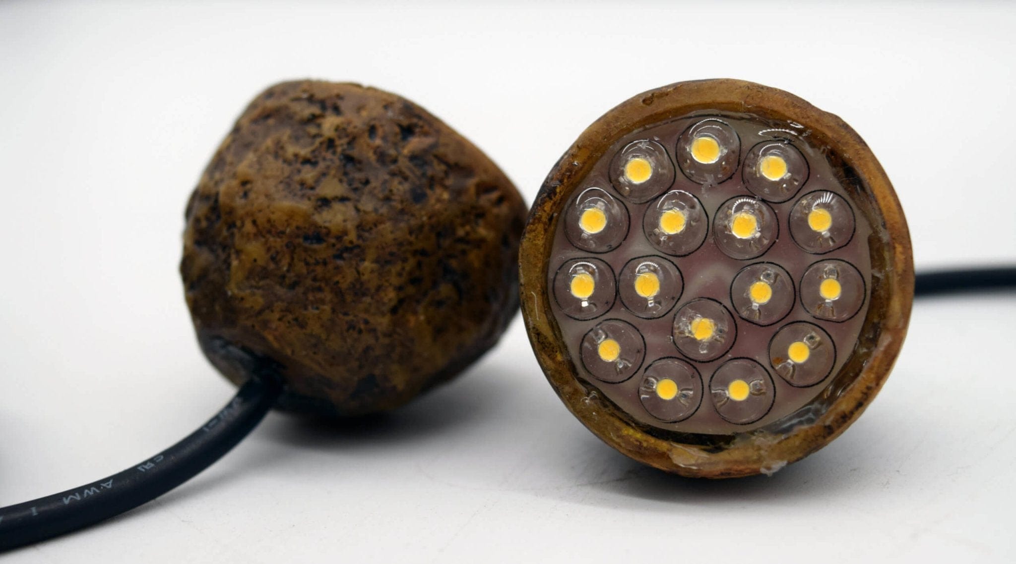 EasyPro Faux Rock LED Light Kit with Transformer - Smith Creek Fish Farm