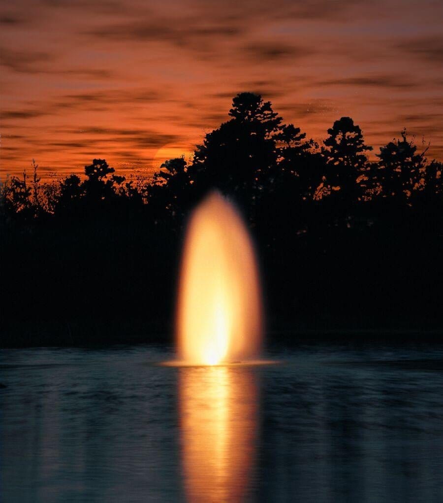 Kasco J Series Fountain 3 HP 240v - Smith Creek Fish Farm