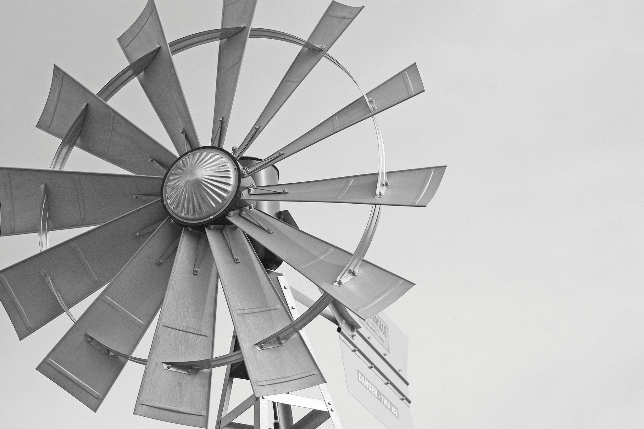 Windmill Aerator Basic - Smith Creek Fish Farm